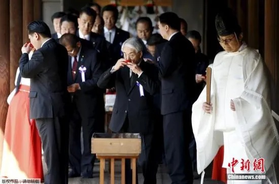 日本首相石破茂向靖国神社供奉祭品，历史、政治与争议