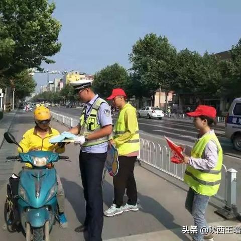 机车少年飙车过斑马线引发严重车祸，女子遭撞飞